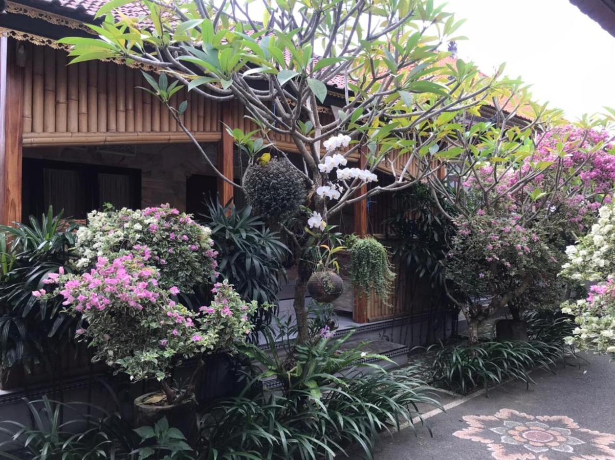 Leo Home Stay Canggu  Luaran gambar