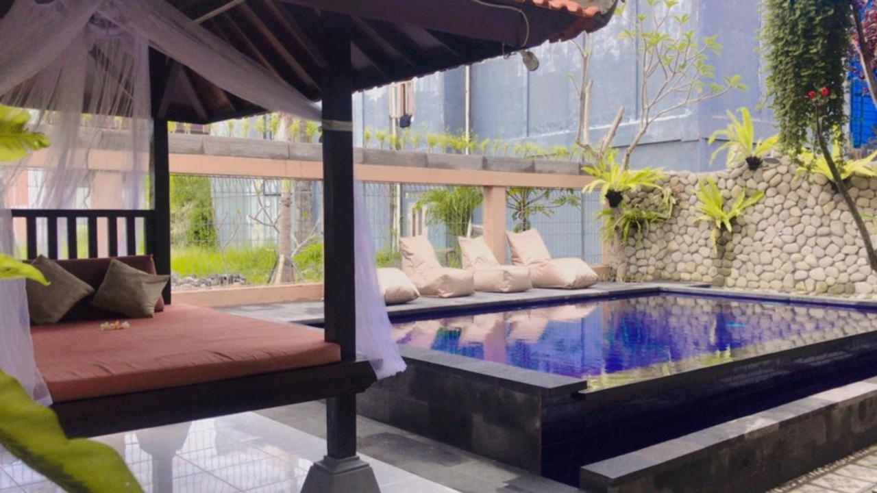 Leo Home Stay Canggu  Luaran gambar