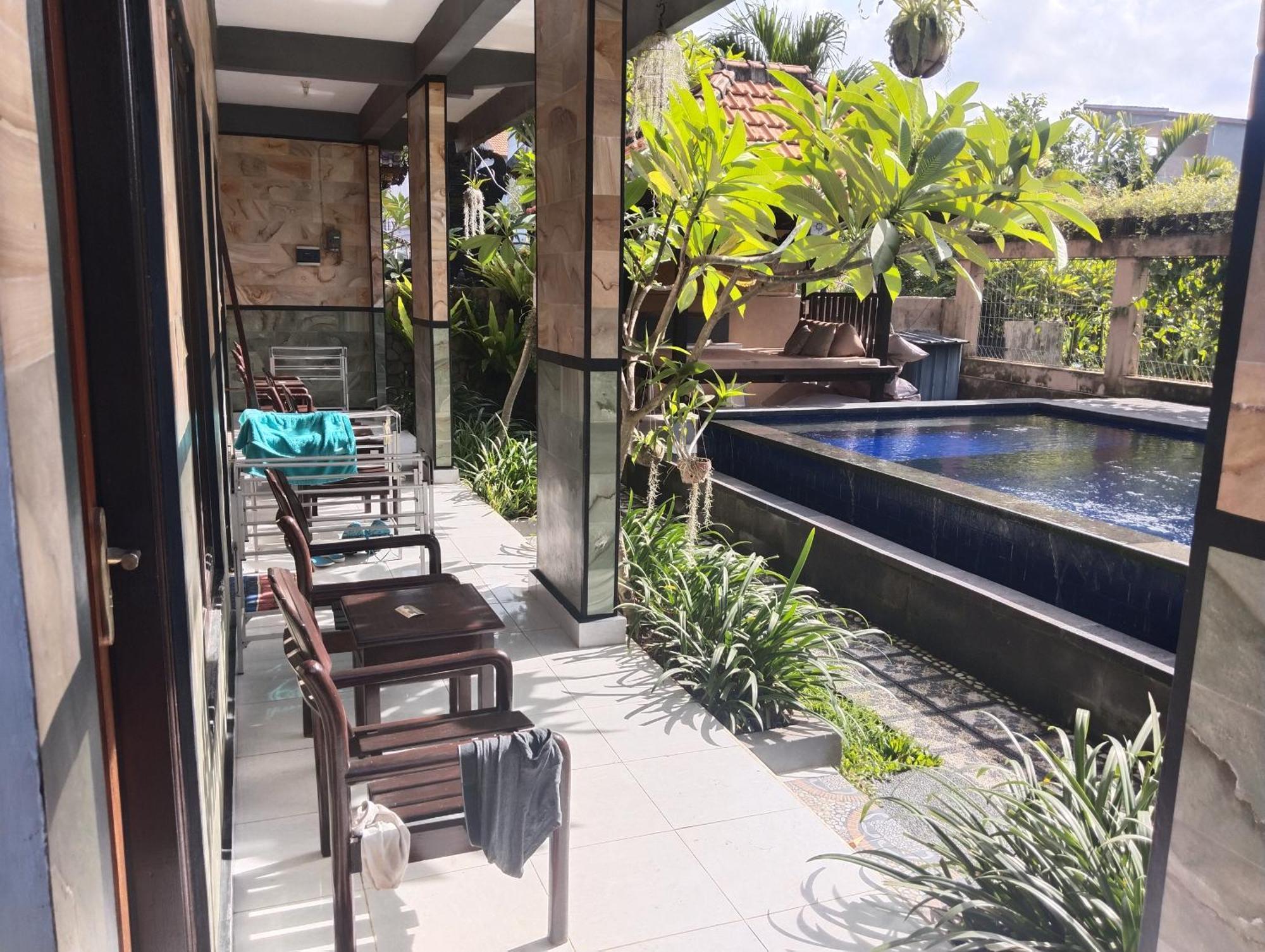 Leo Home Stay Canggu  Luaran gambar